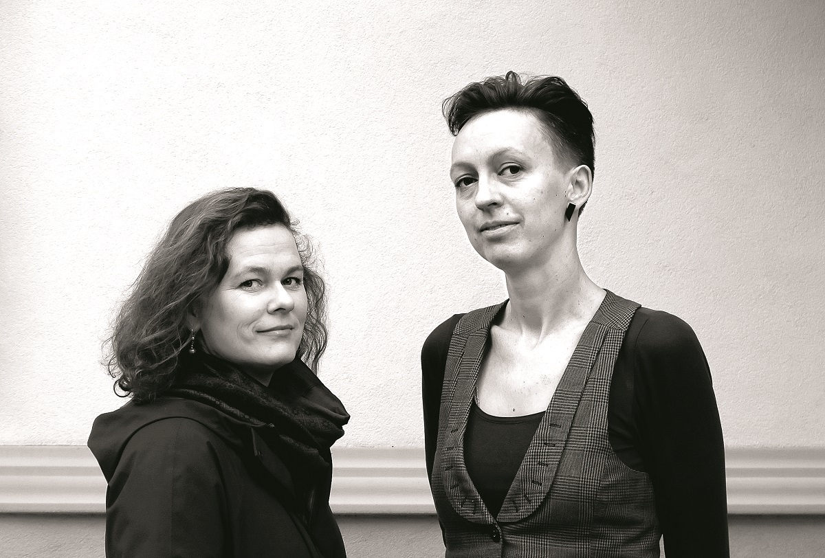 Brit Jensen (vpravo) je spolu s novinářkou Magdalenou Sodomkovou autorkou úspěšné podcastové krimisérie Matematika zločinu. Foto archiv autorek