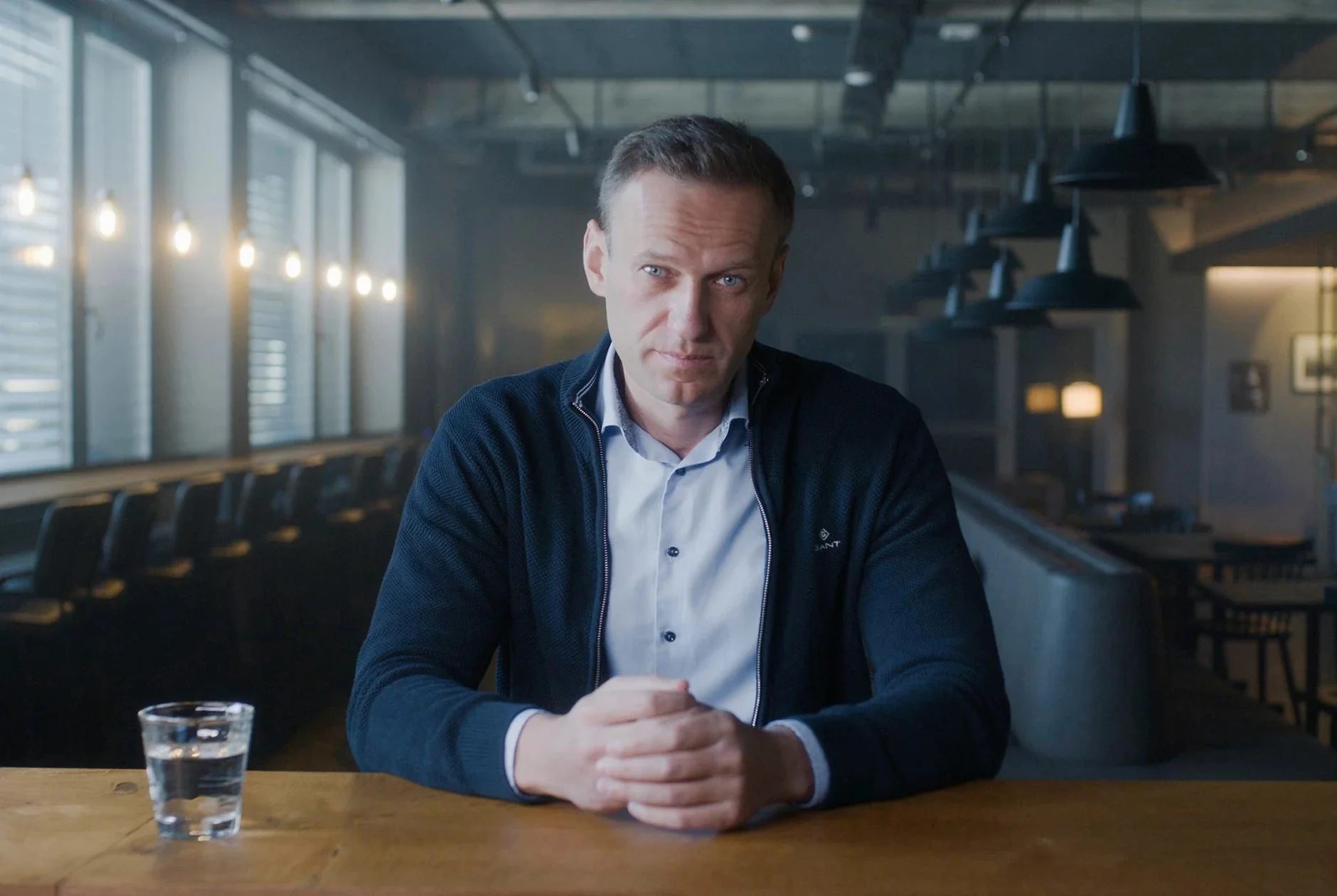 <b><i>Navalnyj</i></b>