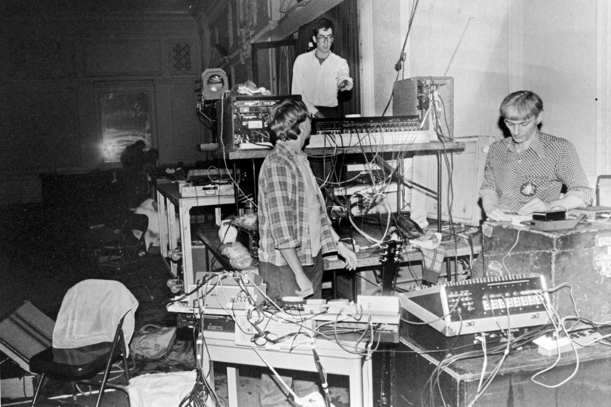 Z filmu <b><i>Připravte se na neúspěch: dokument o Negativland</i></b>
