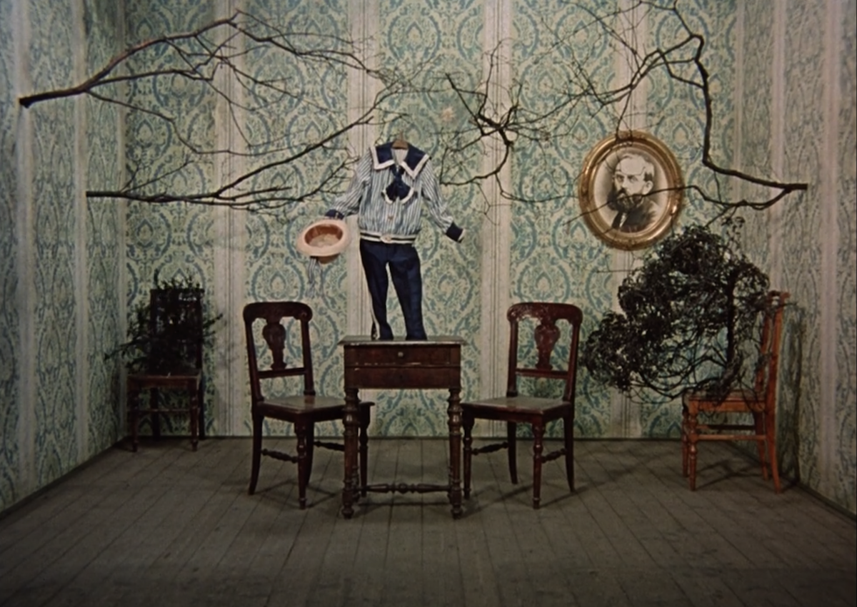 Z filmu <b><i>Žvahlav aneb Šatičky slaměného Huberta</i></b> (r. Jan Švankmajer, 1971). Zdroj ATHANOR