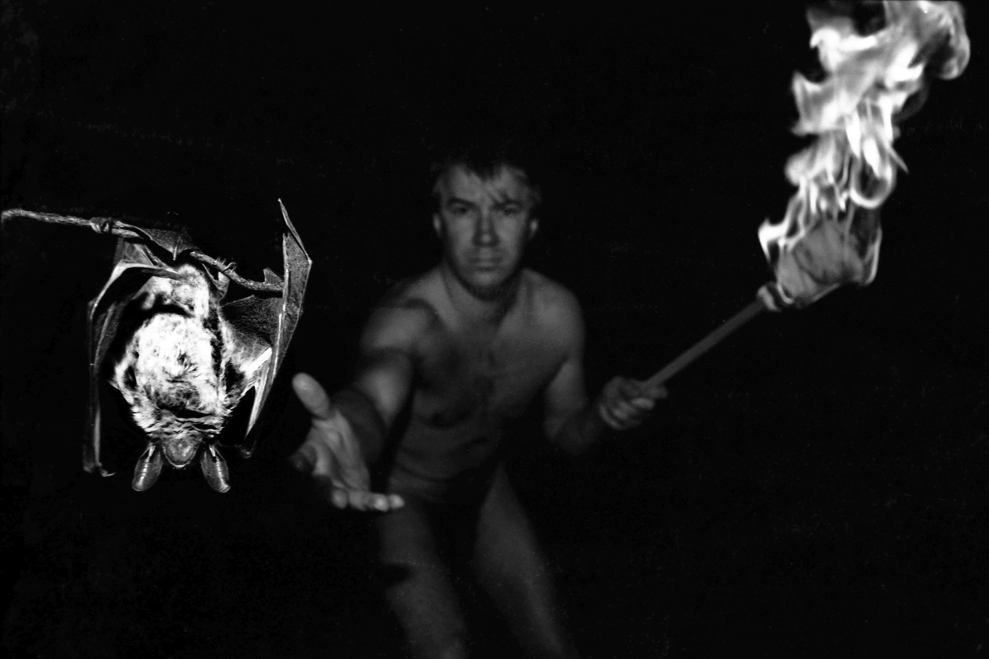 Film <b><i>Arsy-Versy</b></i> (r. Miro Remo). Zdroj Miro Remo films