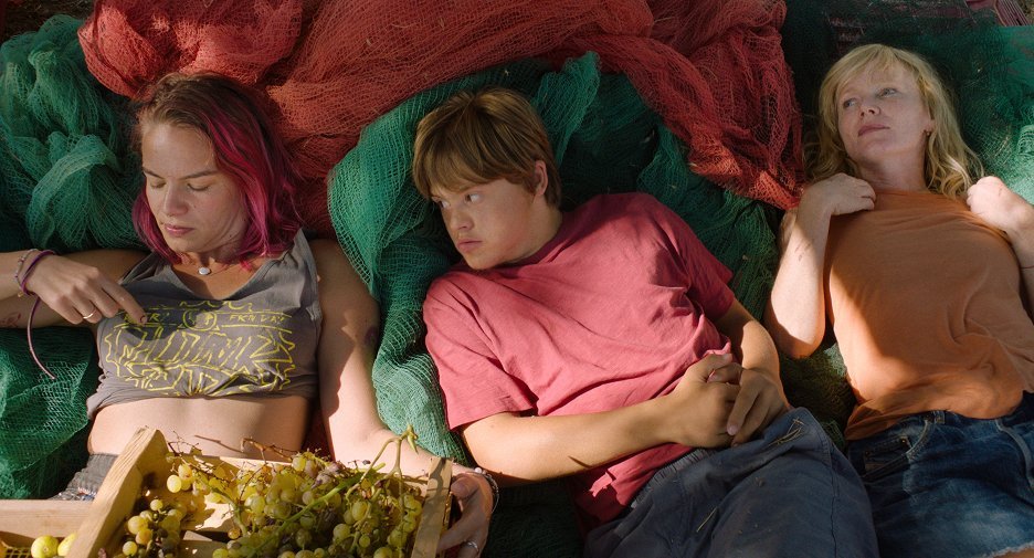 Z filmu <b><i>Karavan</i></b> (2025, r. Zuzana Kirchnerová), Zdroj
