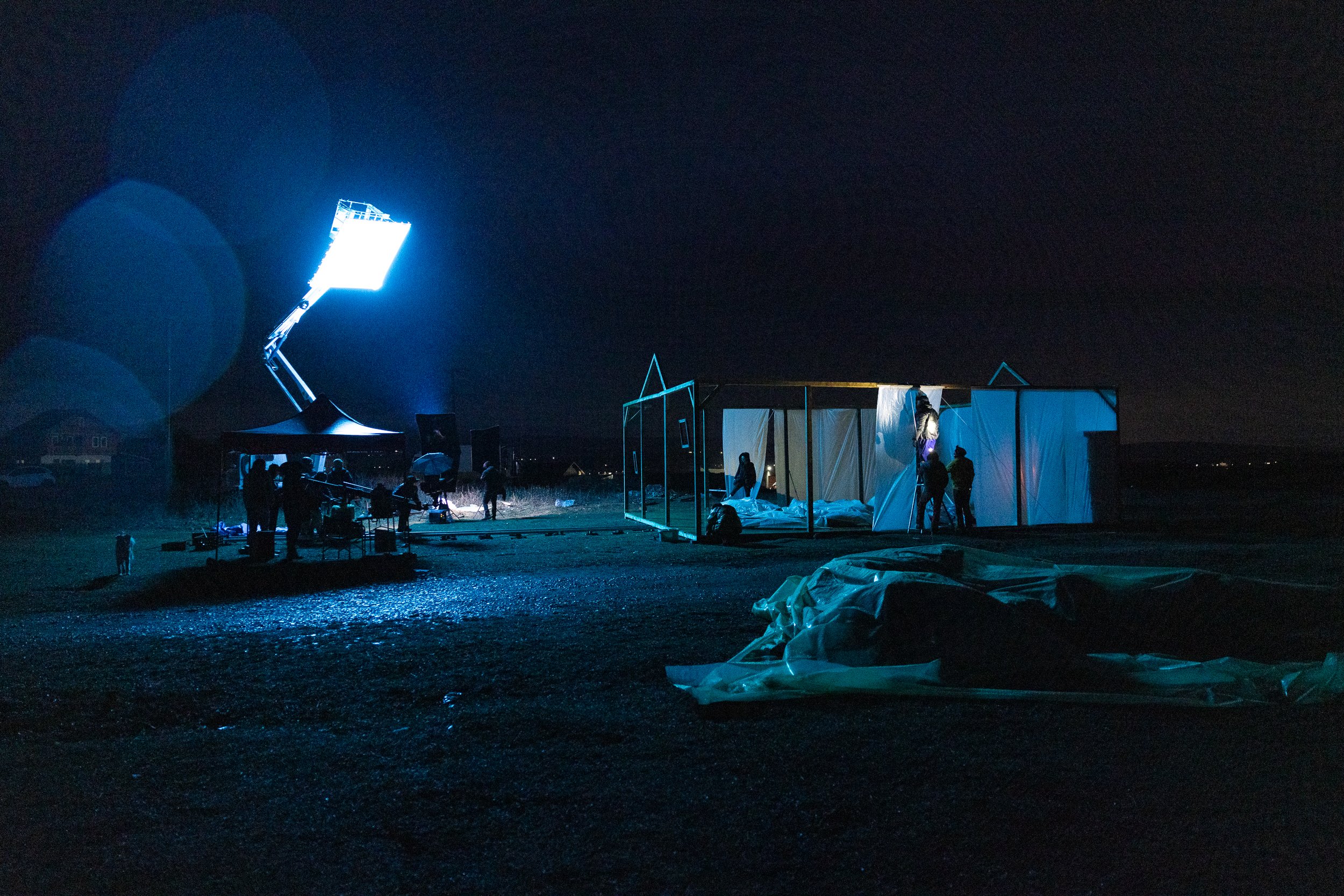 Z natáčení filmu <b><i>Oslí krása</b></i> (r. Dea Gjinovci)