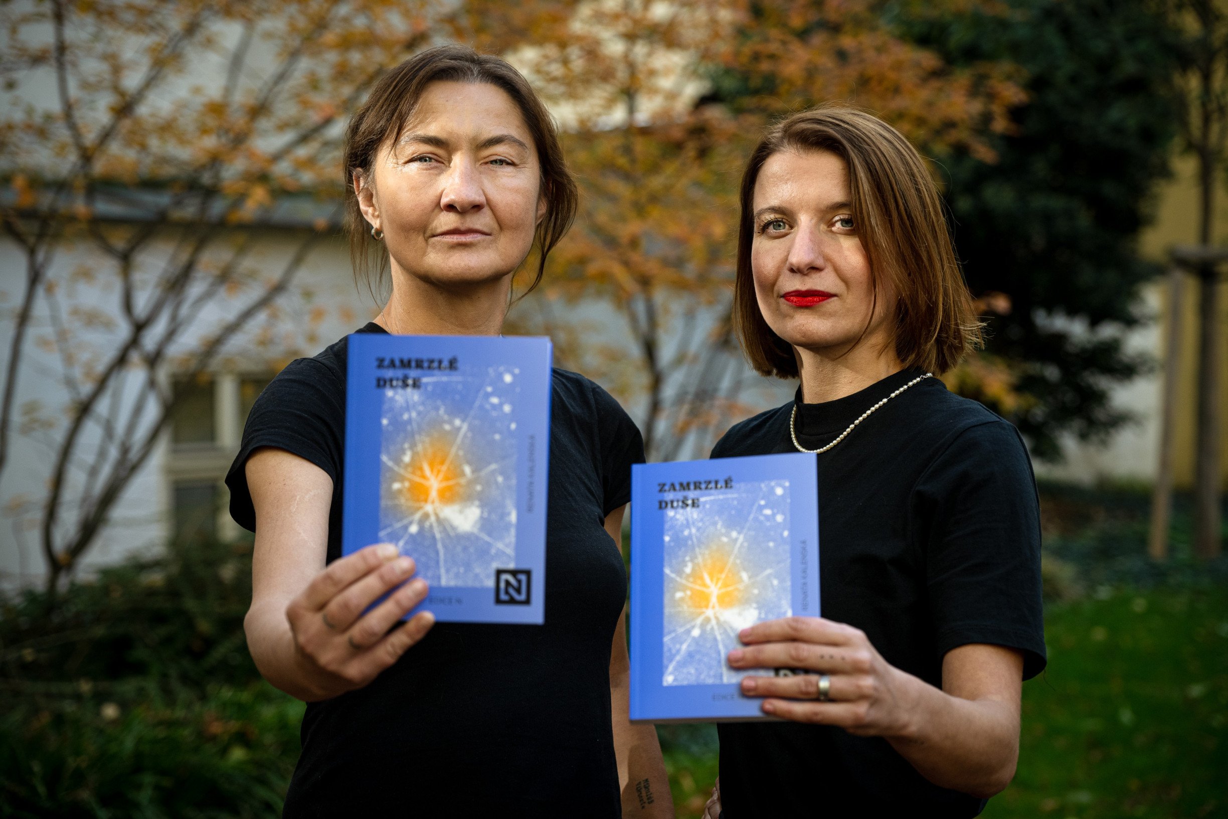 Renata Kalenská a Jasmína Houdek. Zdroj Deník N