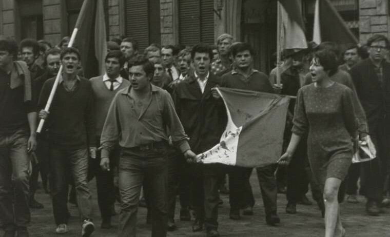 Z filmu <b><i>Rekonstrukce okupace</i></b>