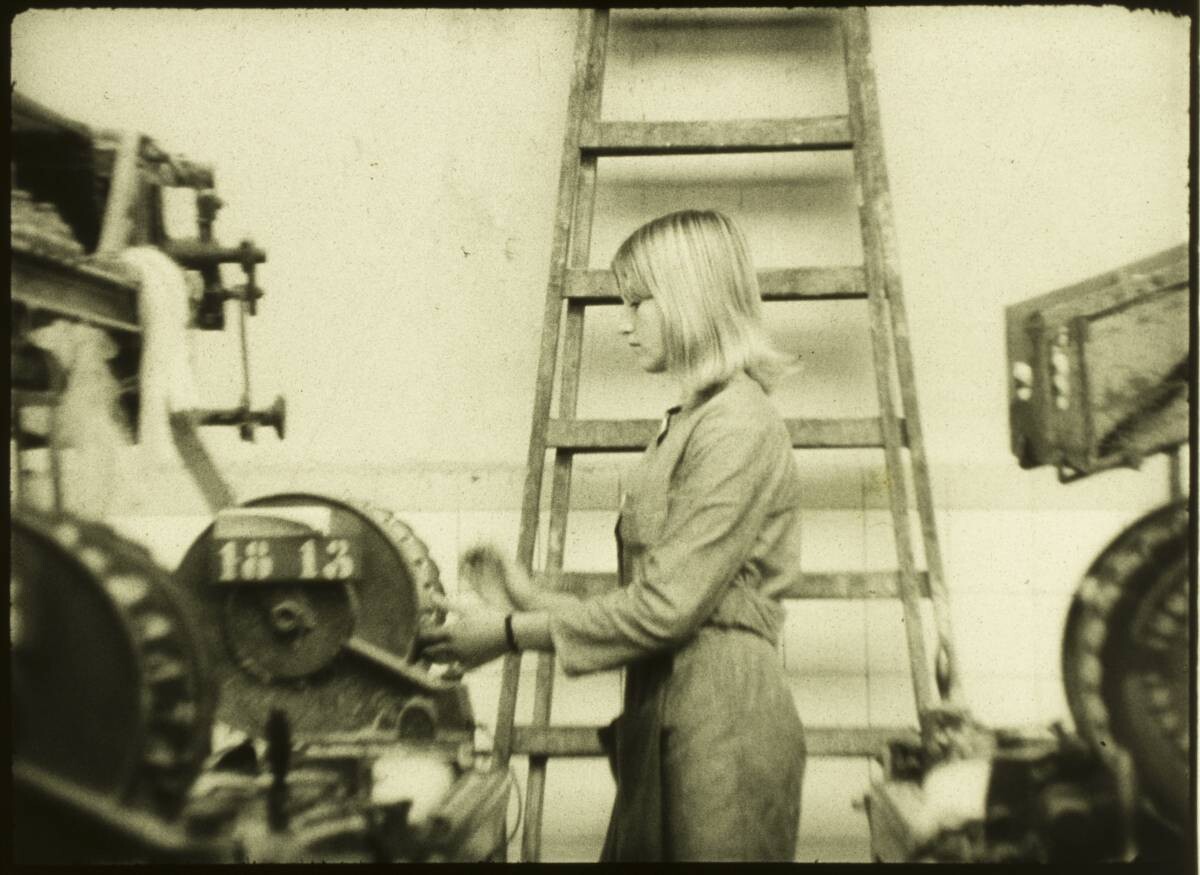 „Ano, to fabriče milovalo dětinsky svou fabriku“