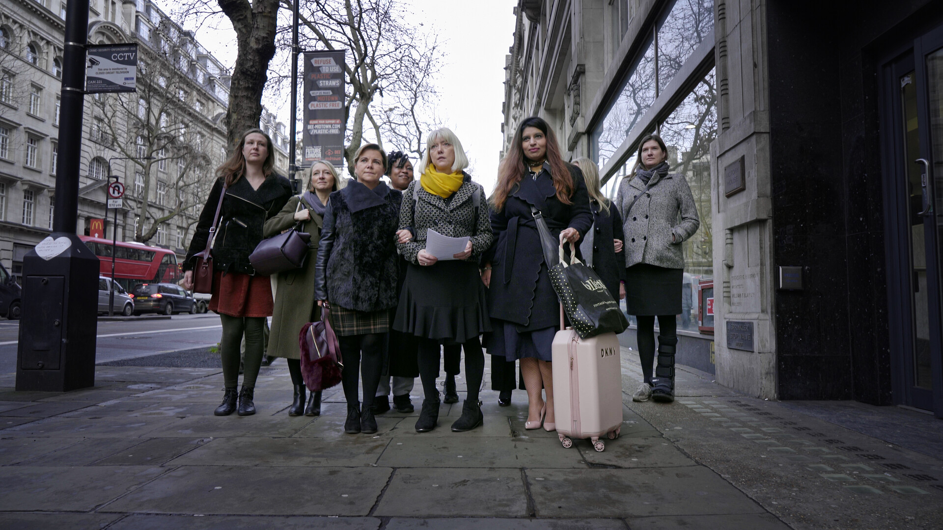 Dokud skleněný strop nevidíme, nemůžeme ho prorazit