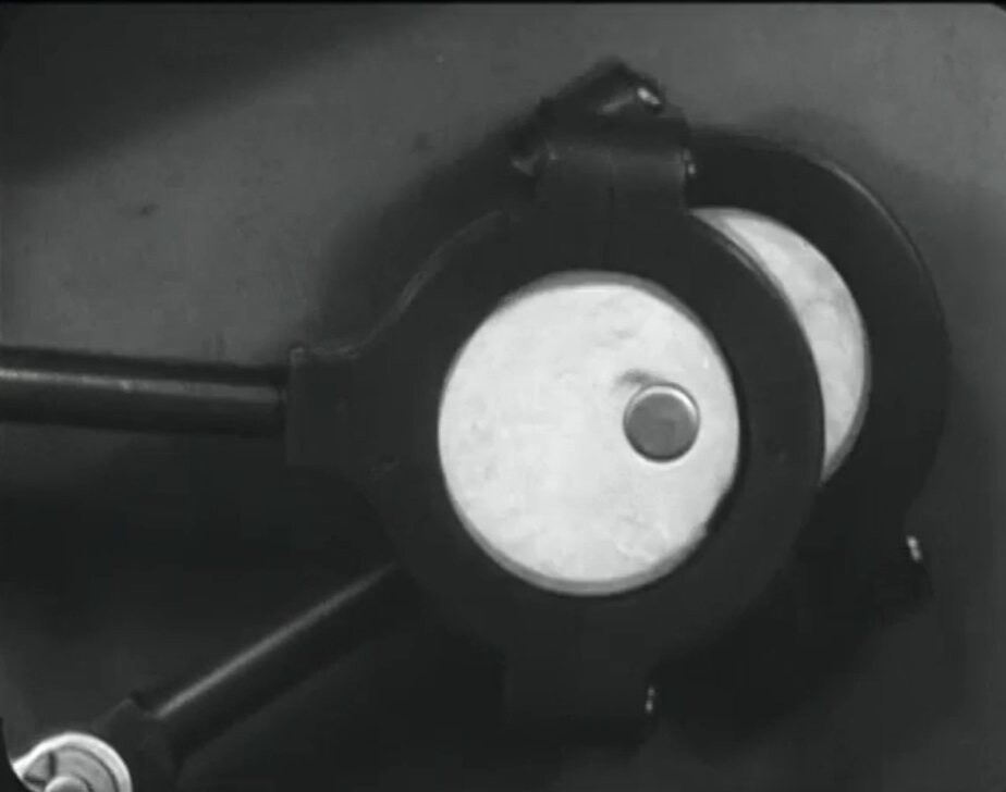 Stroje, které se záměrně zadrhávají