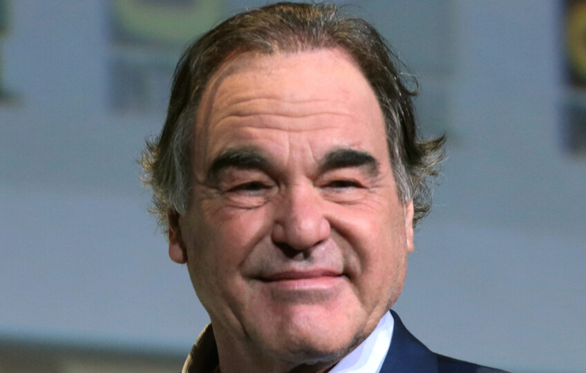 Pravda je někde tam venku. Oliver Stone na Ji.hlavě