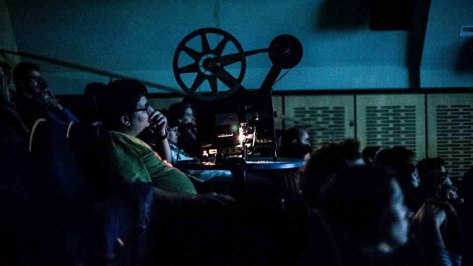 Dokumentární film a román