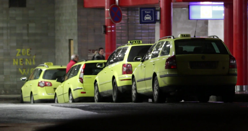 Hledání choroby systému podle symptomů v taxislužbě