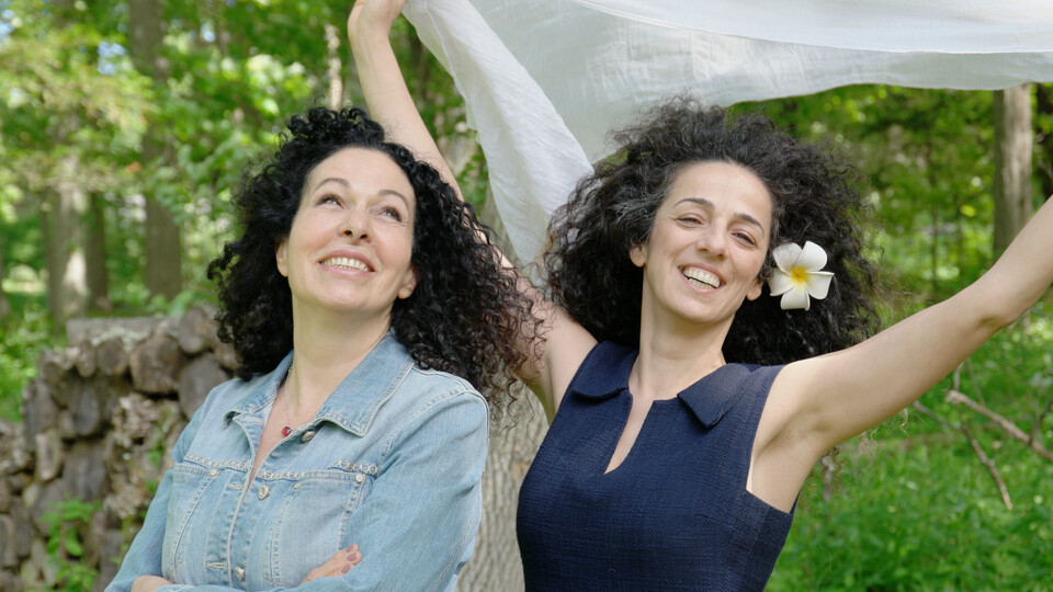 Když popravili mého bratra, musela jsem z Íránu utéct