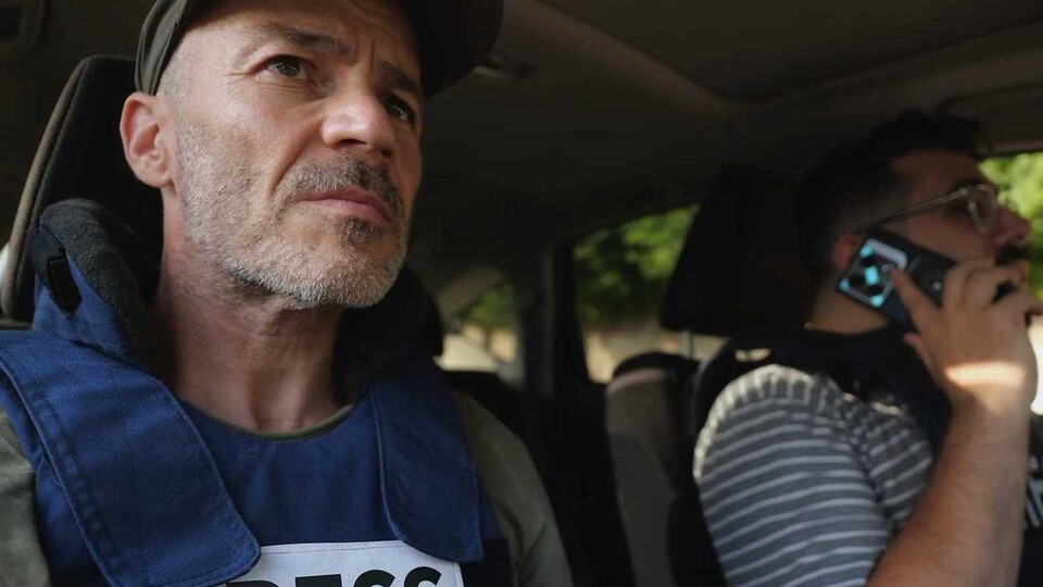 Nezávislost médií mizí potichu. Rozhovor s Andrásem Földesem