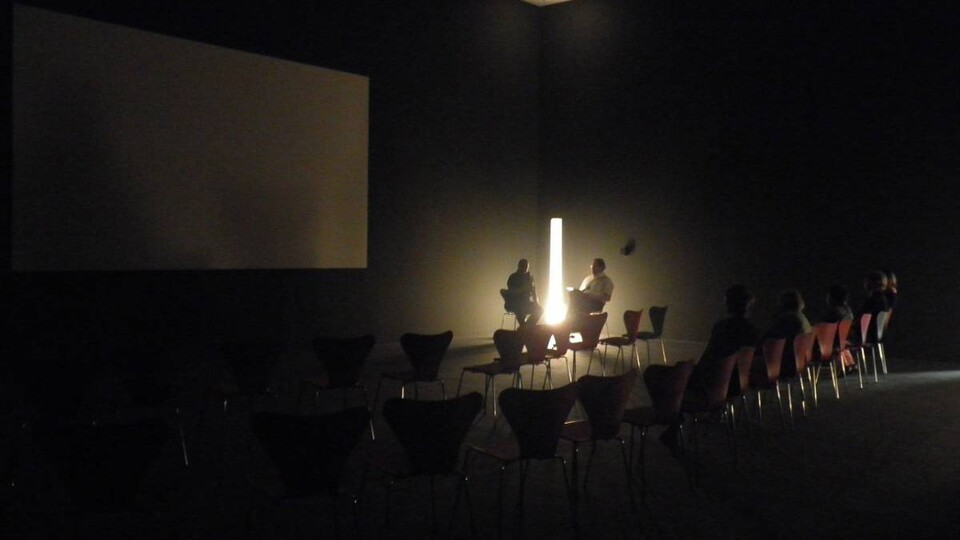 Pohyblivý obraz v muzeu: mezi projekcí a vystavením