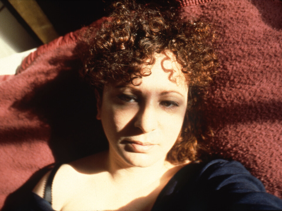 Balada o závislosti, radosti i rebelii. Nan Goldin