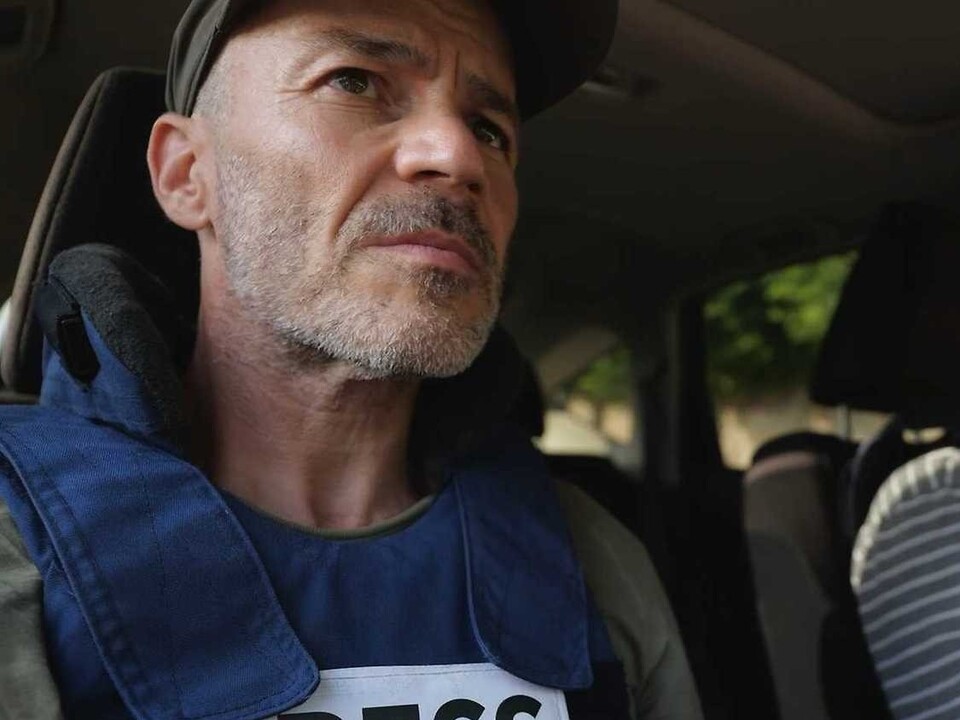 Nezávislost médií mizí potichu. Rozhovor s Andrásem Földesem